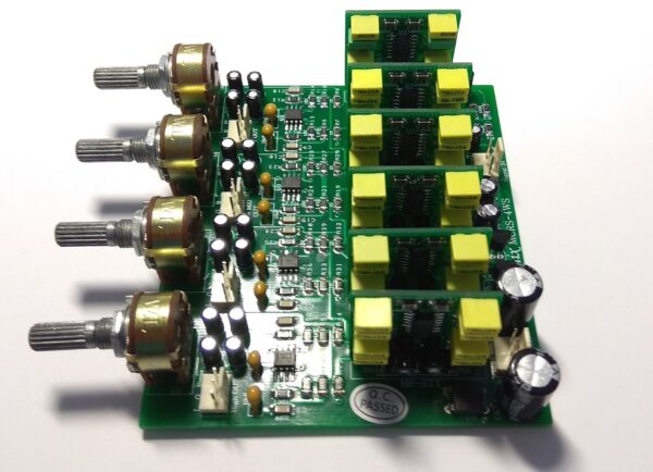 MCRS-4WS High Quality 4 Way Active Electronic Crossover Low/Low Mid/High Mid/High - Image 3
