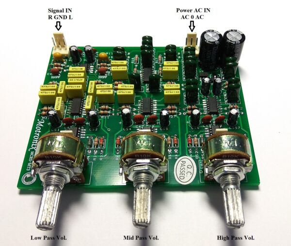 MCRS-MT3 3Way Active System Stereo Electronic Crossover with 24db Low/Mid/High Filters - Image 2