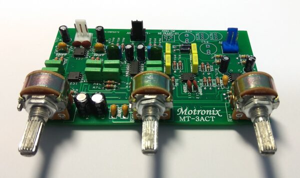 MT-3ACT 3  band Stereo DJ Mixer tone control